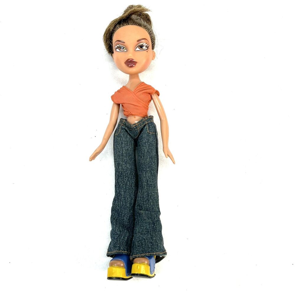 Vintage Bratz Doll Yasmin Xpress It 2001 With Jeans, Shirt  & Heels